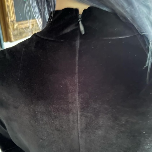 EXPRESS Women's Black Velvet Velour Choker Plunge Long Sleeve Black Romper - Picture 9 of 12